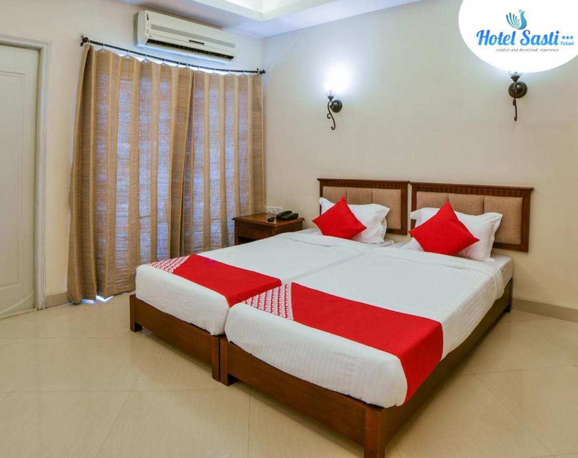 Sasti Hotel Palani Exterior foto