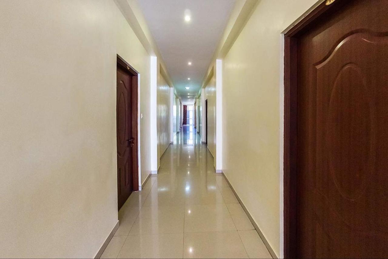 Sasti Hotel Palani Exterior foto